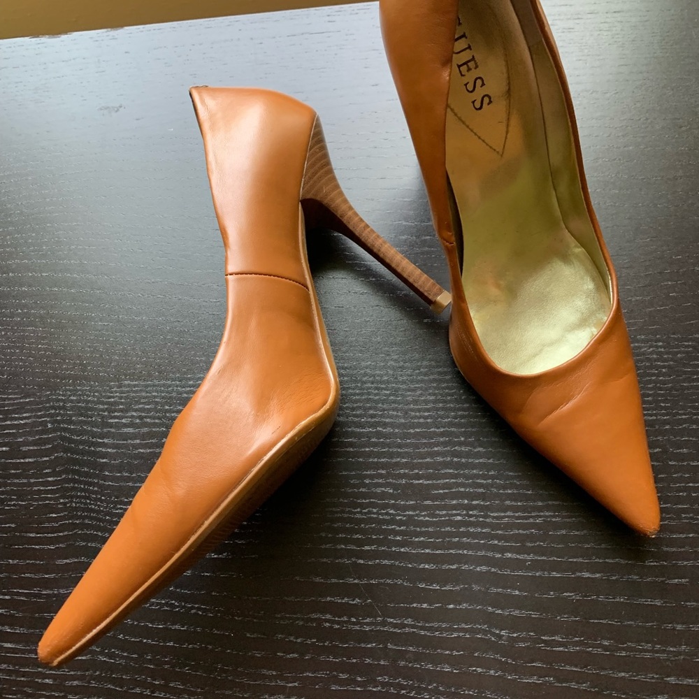 Guess pointed toe stilettos